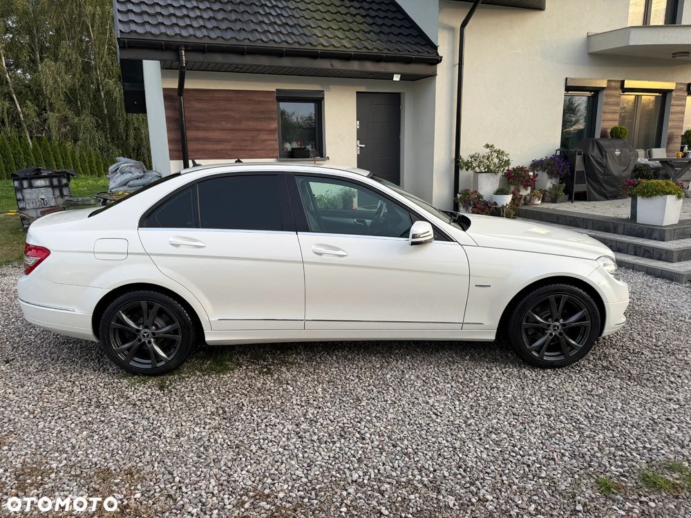 Mercedes-Benz Klasa C 250 CDI Avantgarde Edition - 17