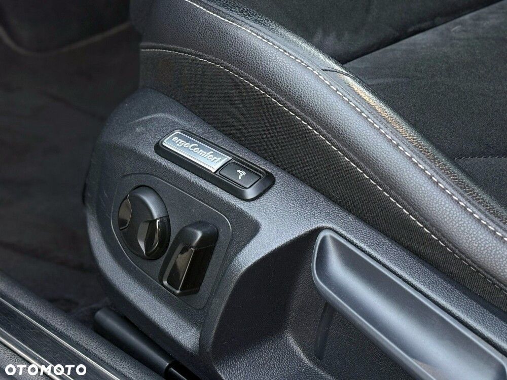 Volkswagen Arteon 2.0 TSI R-Line DSG - 13