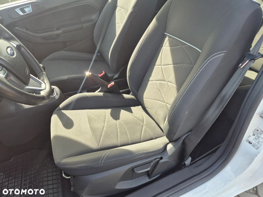 Ford Fiesta 1.25 Titanium - 11