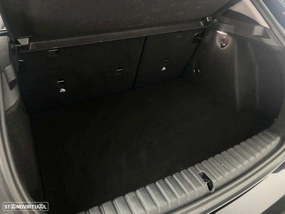 BMW 116 d Pack Essence - 11