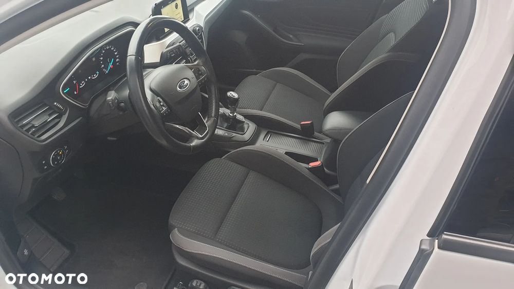 Ford Focus 1.5 TDCi Trend - 19