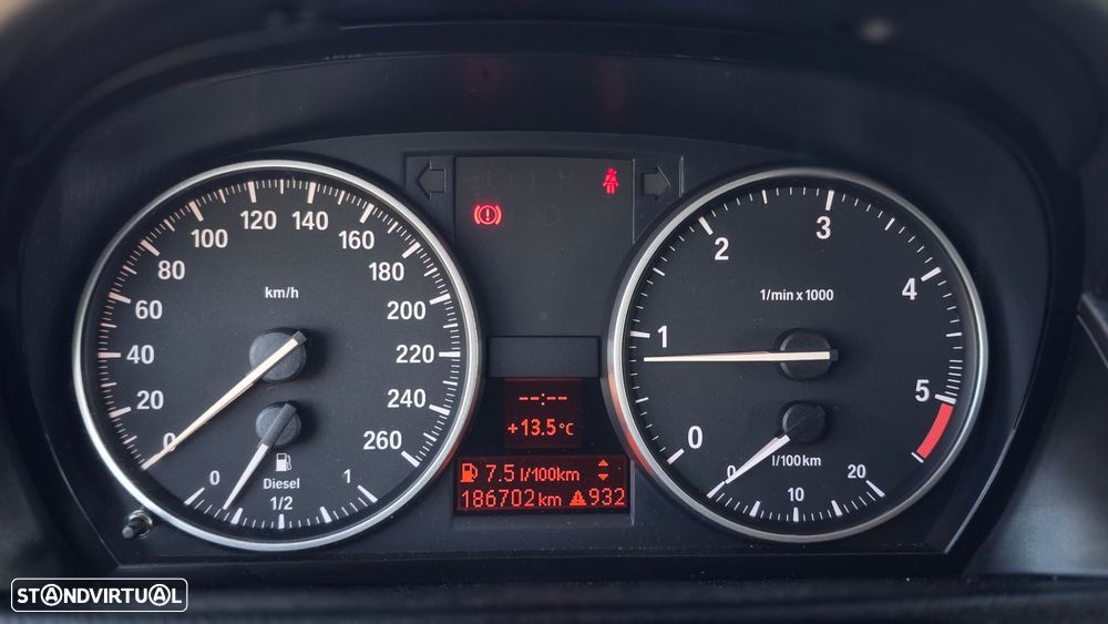 BMW X1 18 d xDrive - 13