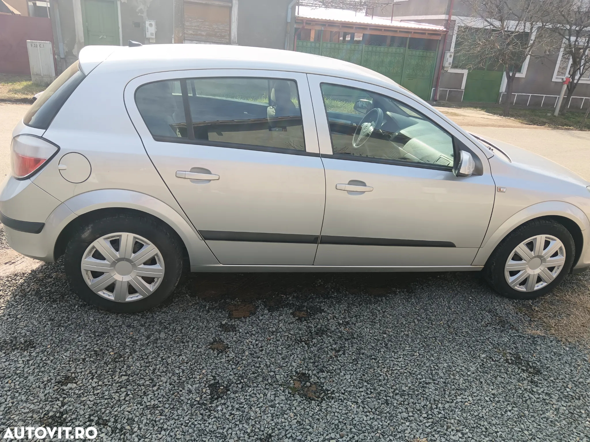 Opel Astra 1.6i Cosmo - 3