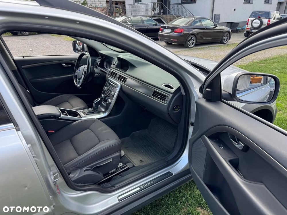 Volvo XC 70 D4 AWD Dynamic Momentum EU6 - 13