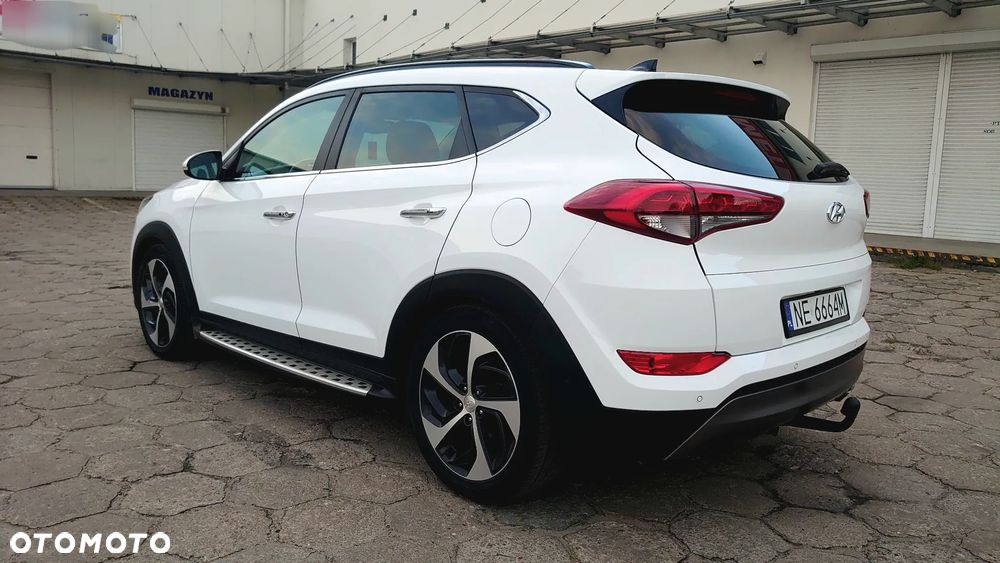 Hyundai Tucson 2.0 CRDI 4WD Automatik Premium - 13