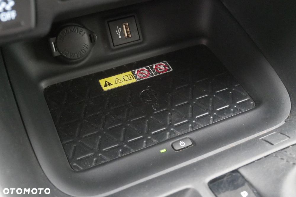 Toyota RAV4 - 24