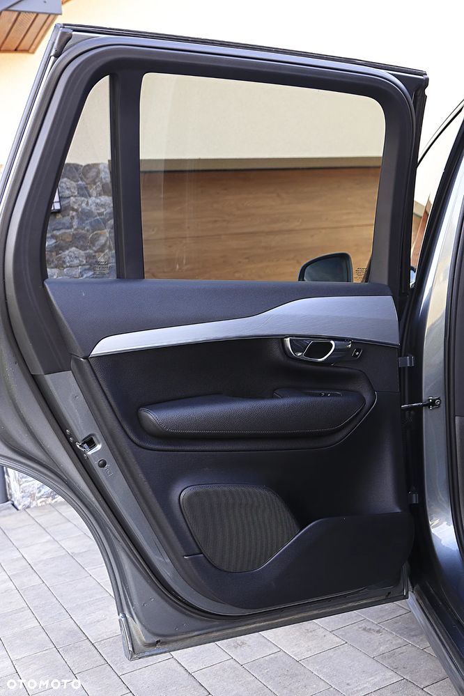 Volvo XC 90 T5 AWD Momentum - 21