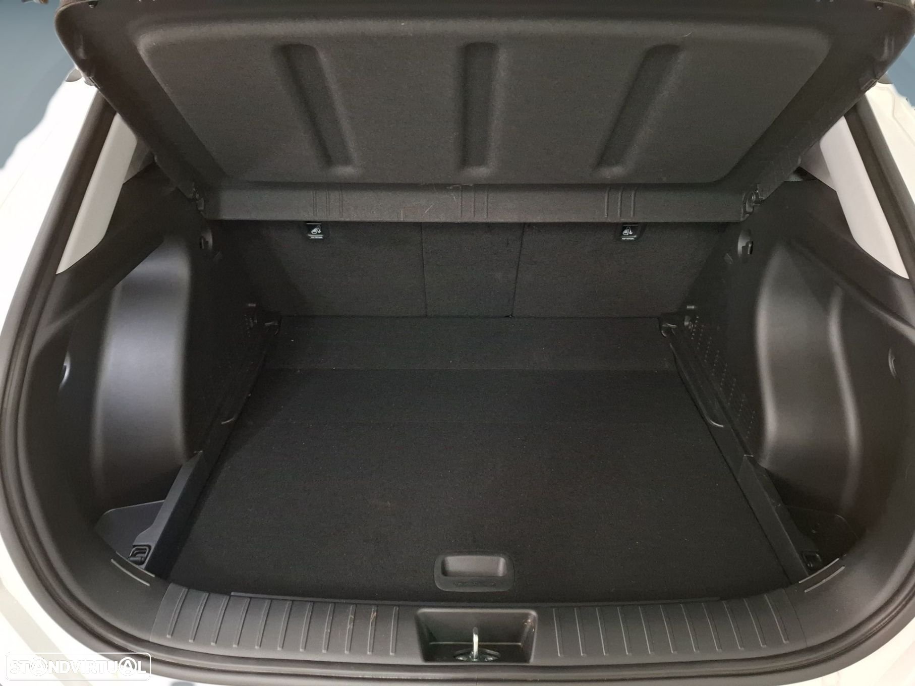 Hyundai Kauai EV 64.8 kWh Vanguard (TT) - 23