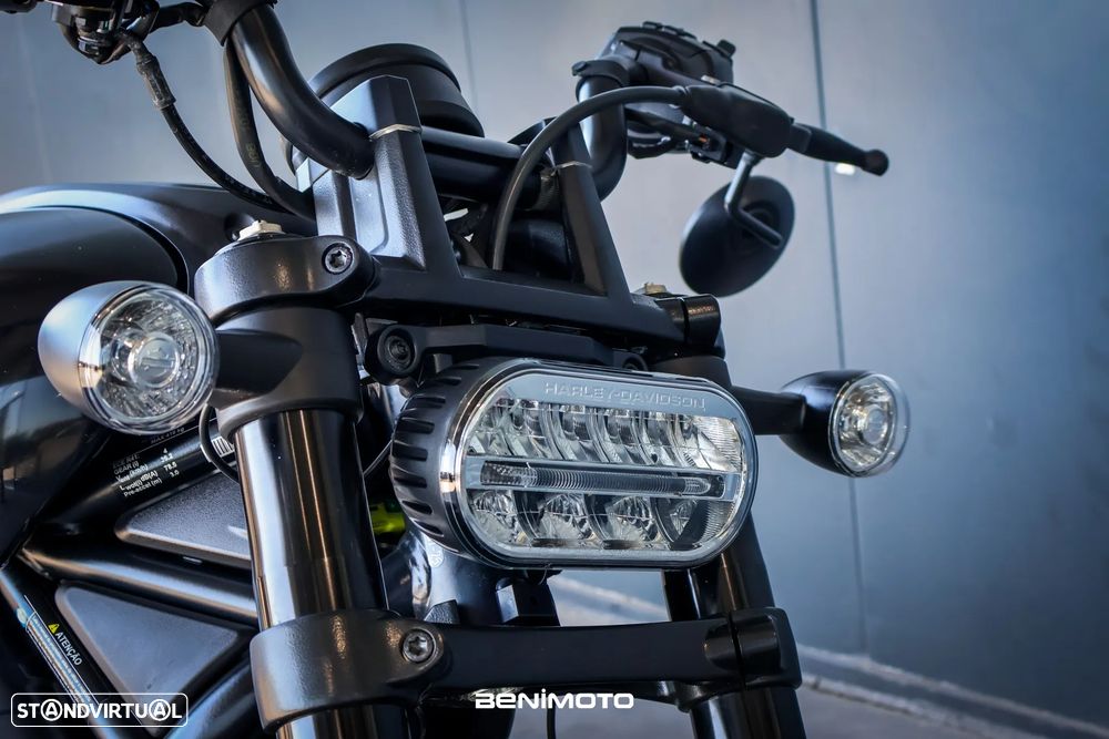 Harley-Davidson Sportster - 12