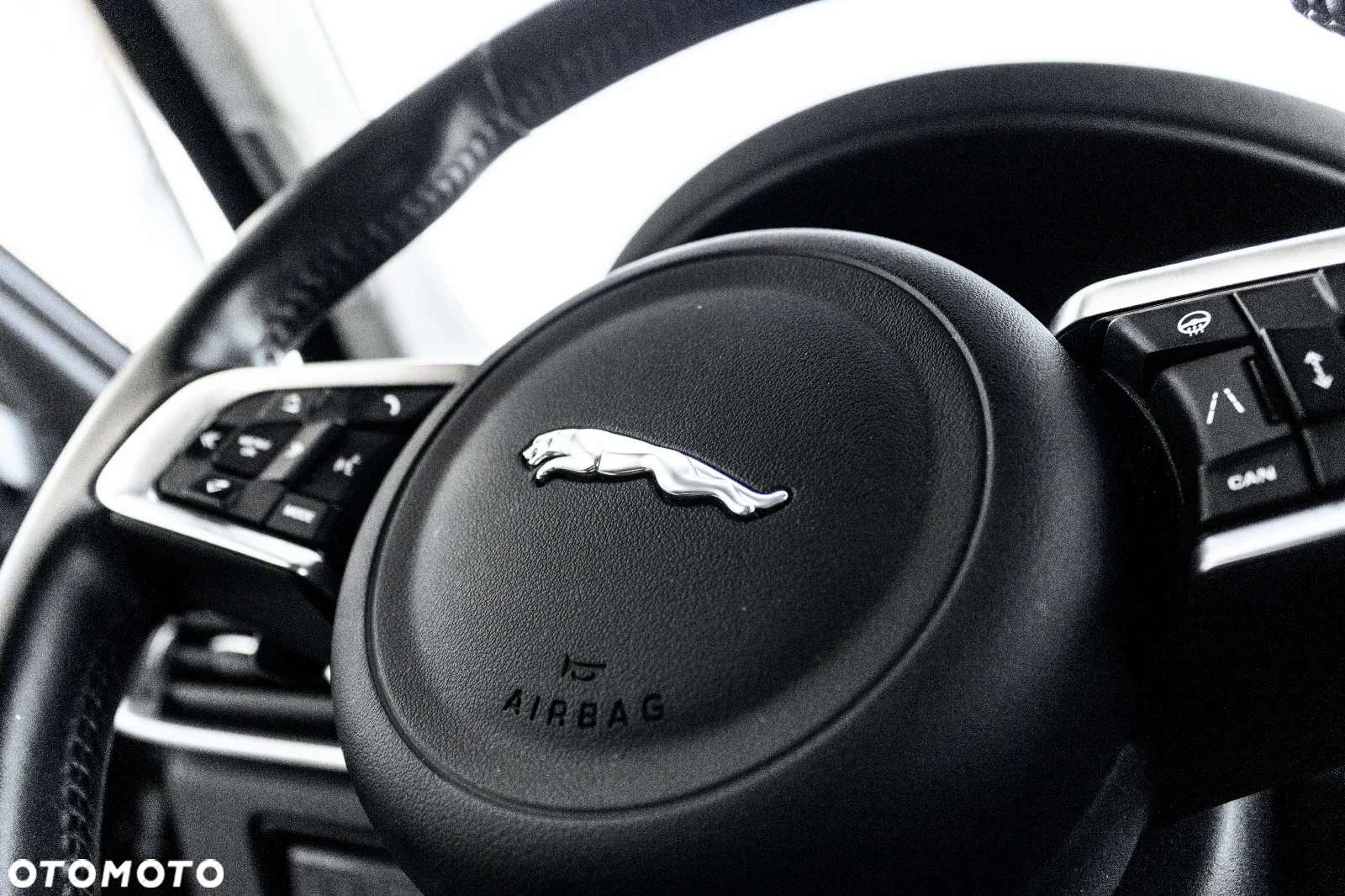 Jaguar F-Pace 2.0 i4P AWD Prestige - 15