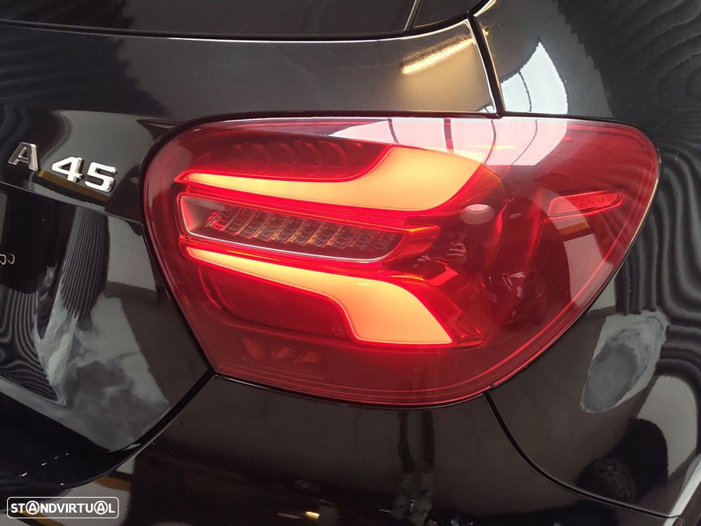 Mercedes-Benz A 45 AMG 4-Matic - 17