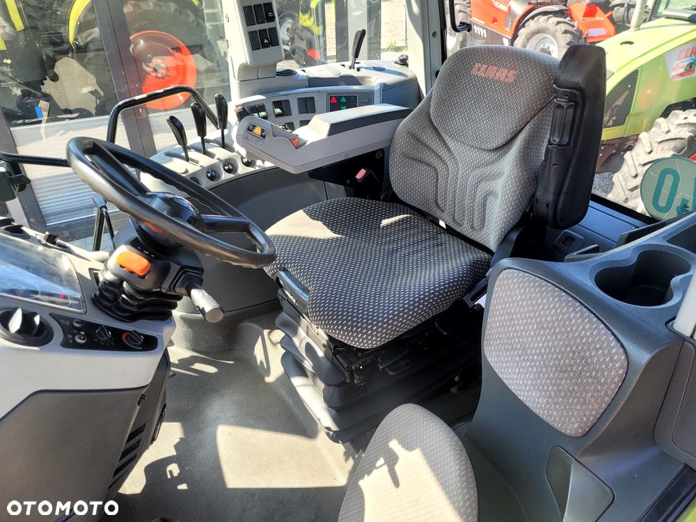 Claas ARION 630 CIS - 15