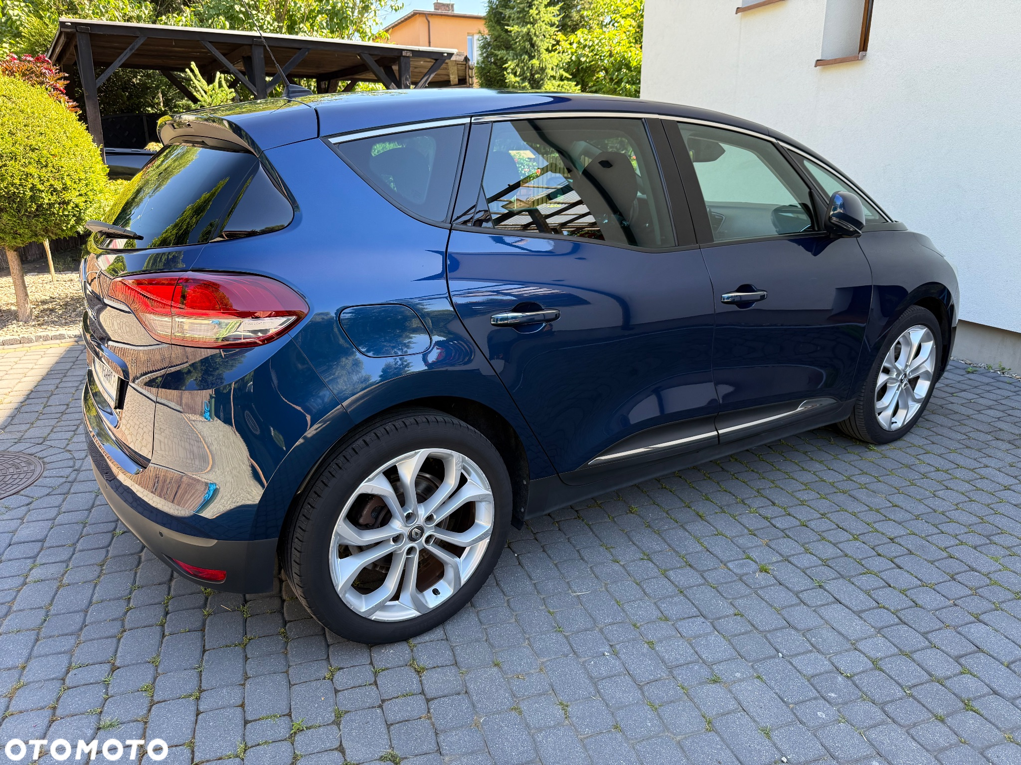 Renault Scenic TCe 140 GPF BUSINESS EDITION - 15