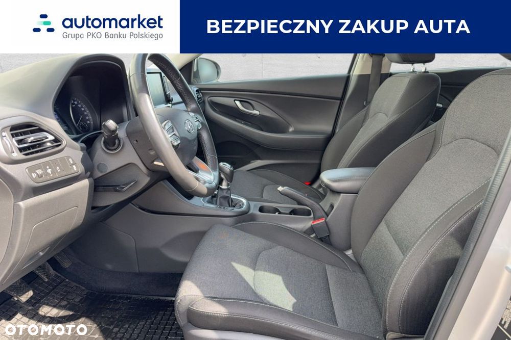 Hyundai i30 1.5 DPI Comfort - 12