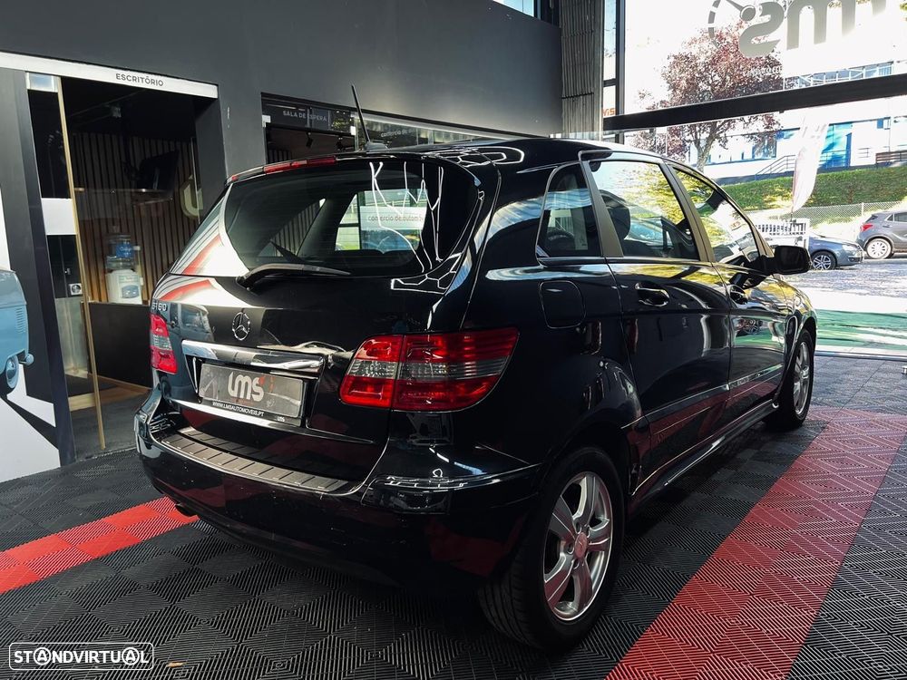 Mercedes-Benz B 150 Standard - 9
