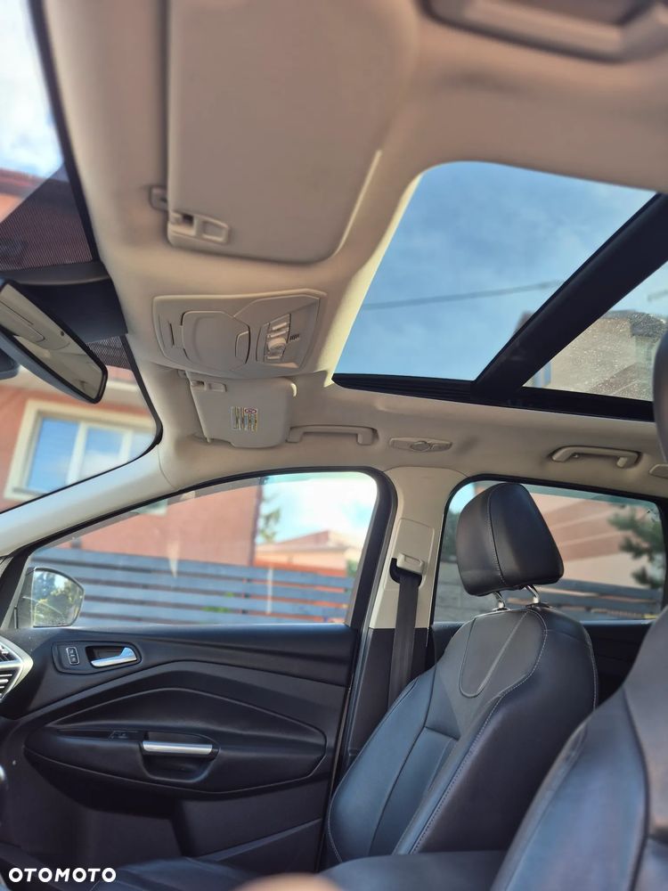 Ford Kuga - 19