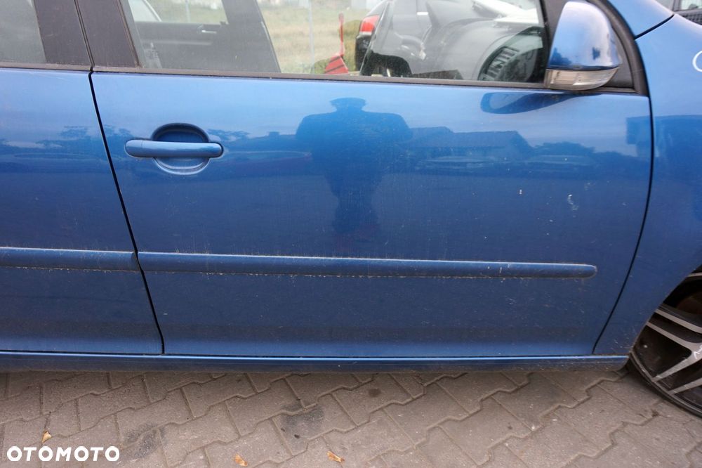 DRZWI PRZEDNIE PRAWE GOLF V 5D HB LA5K  NIEBIESKI VOLKSWAGEN 2003-2009 - 2