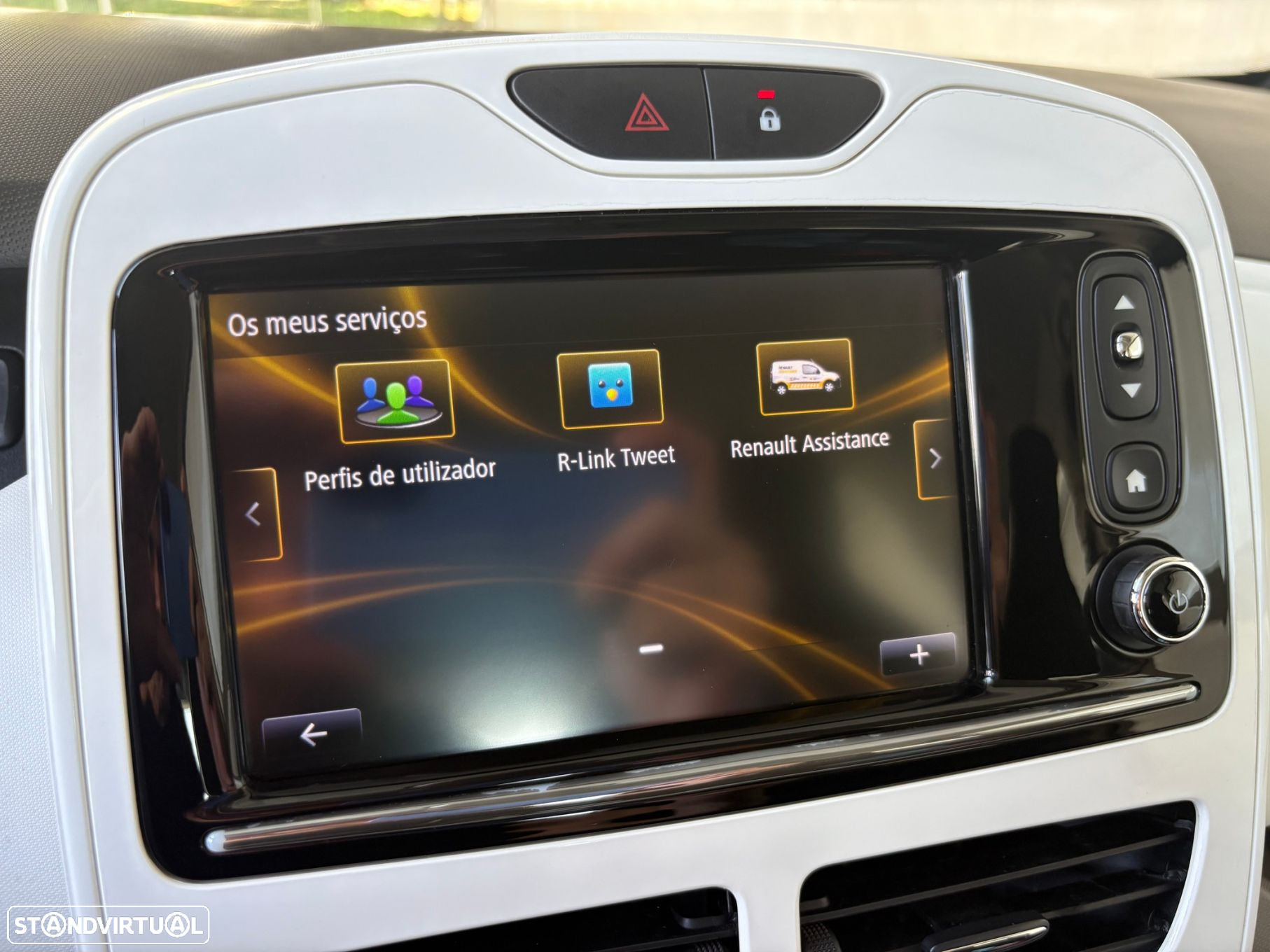 Renault Zoe (c/ Bateria) Life 40 Q90 - 32