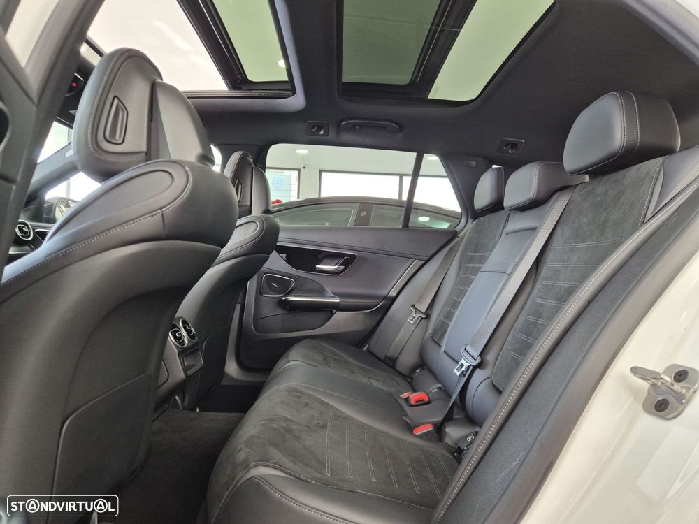 Mercedes-Benz C 300 e AMG Line - 13