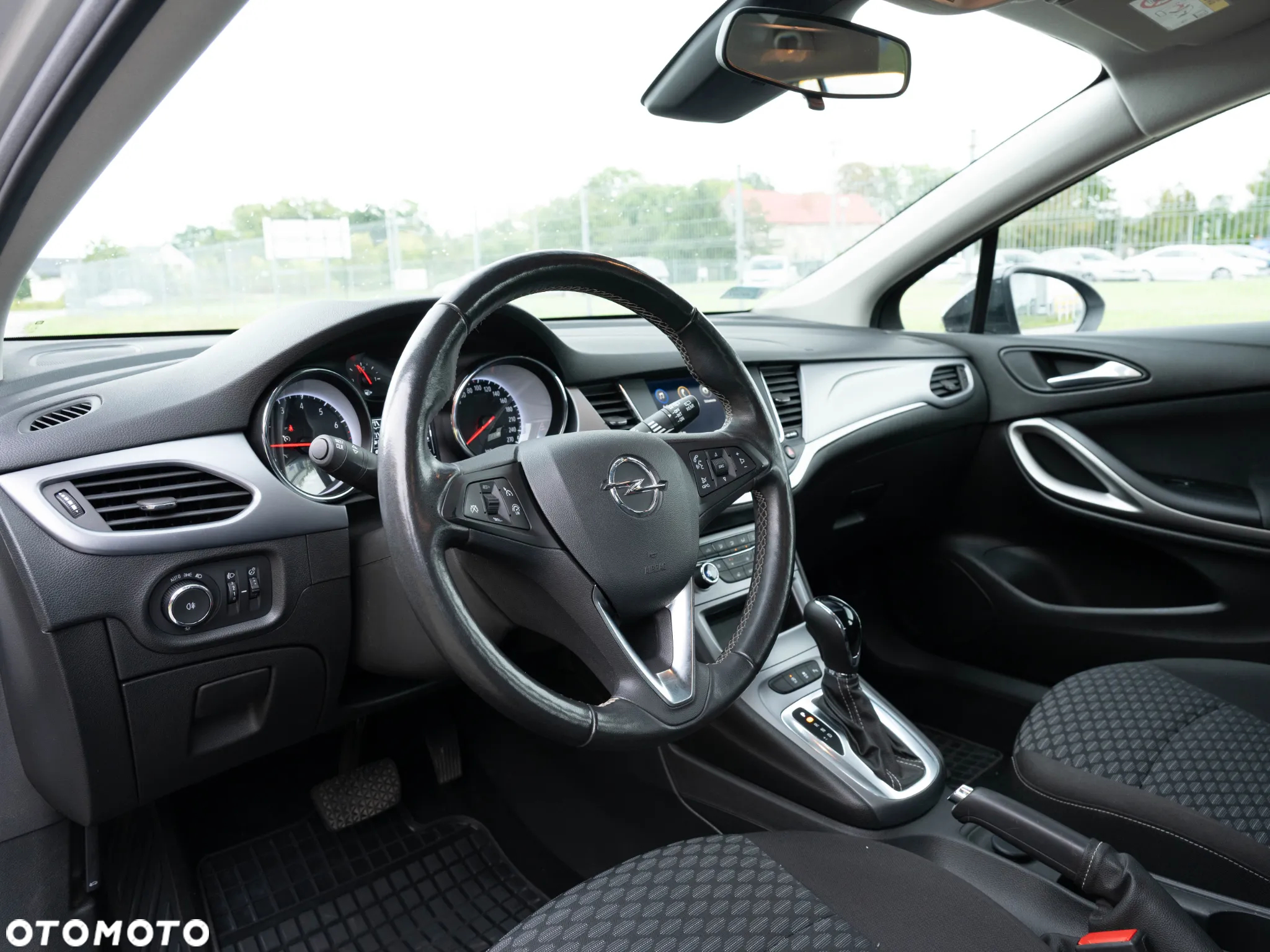 Opel Astra V 1.4 T Edition S&S - 15