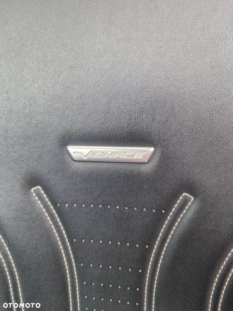 Ford Kuga - 17