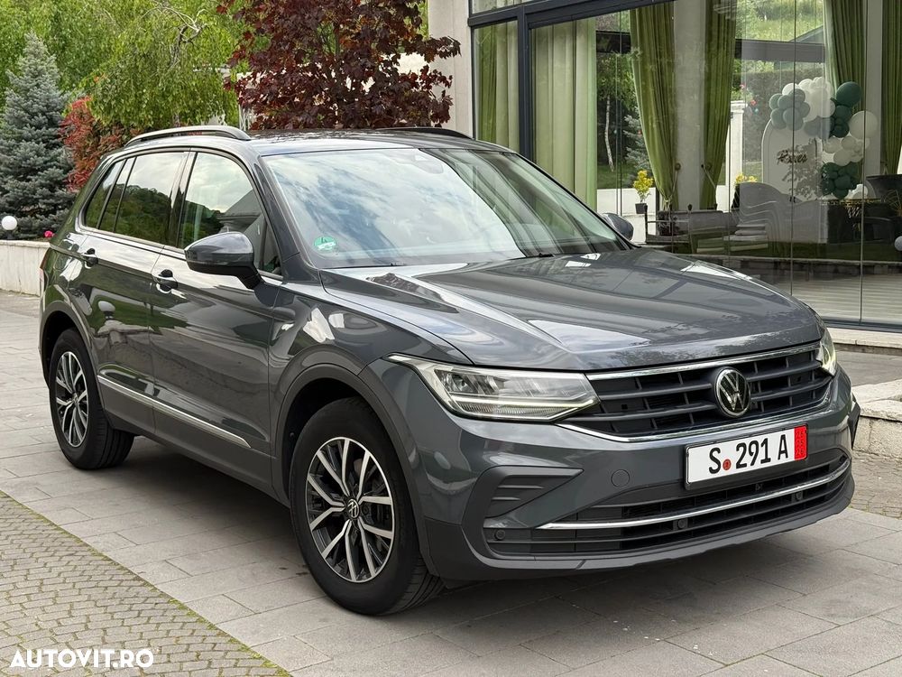 Volkswagen Tiguan - 34