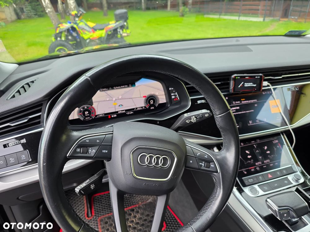 Audi Q8 - 9