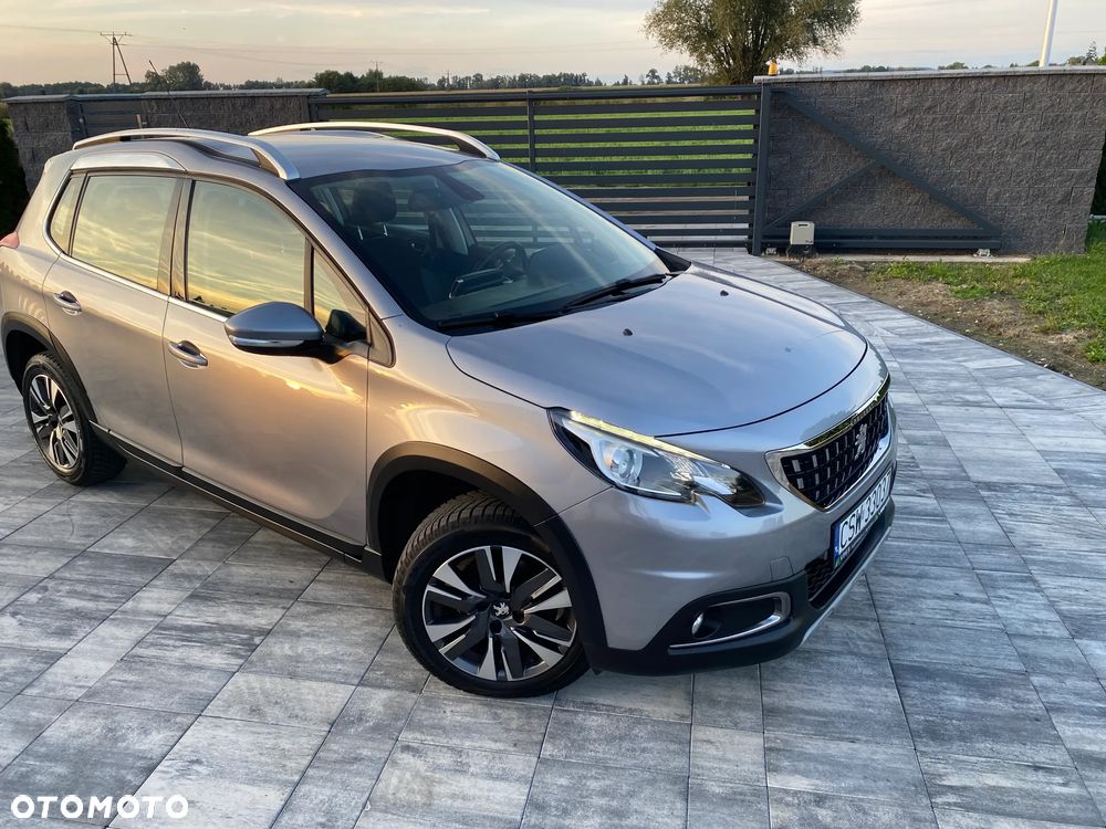 Peugeot 2008 1.2 Pure Tech Allure S&S EAT6 - 14