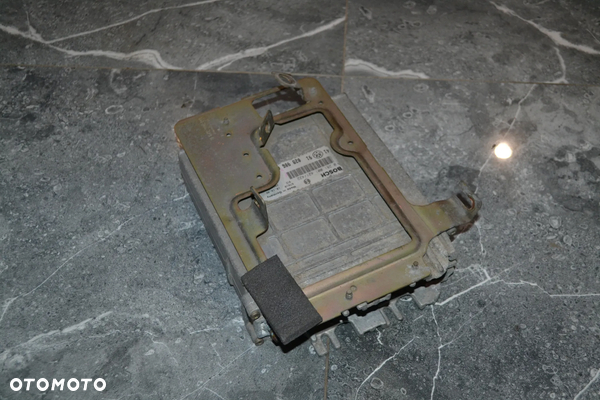 VW GOLF III 1,9 TDI KOPUTER STEROWNIK SILNIKA BOSCH 0281001421/422 028906021BF