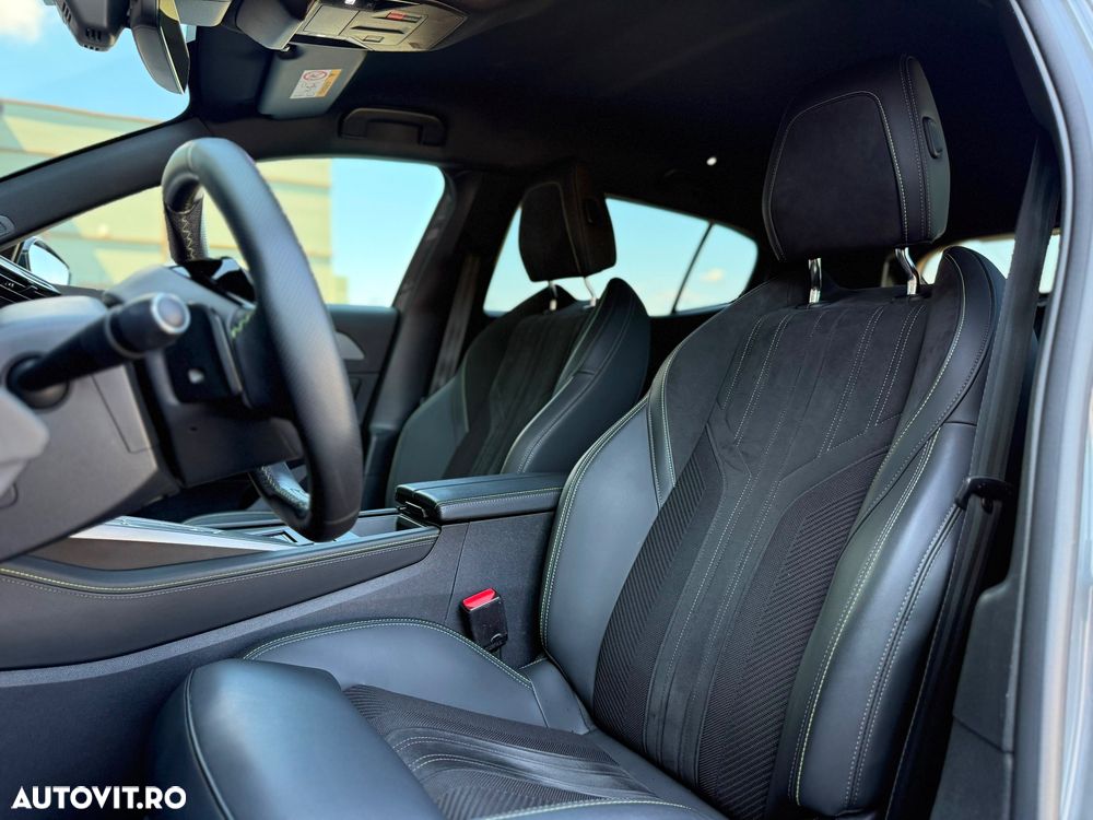 Peugeot 408 180 e-EAT8 GT - 8