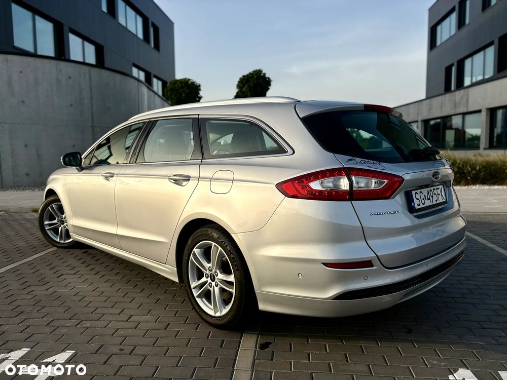 Ford Mondeo 1.5 EcoBoost STart-Stopp Autom Titanium - 4