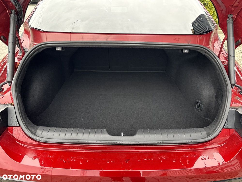 Hyundai IONIQ 6 77kWh Black Edition - 25