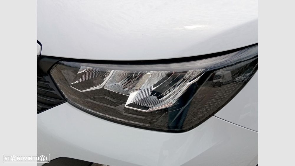 Peugeot e-2008 54 kWh Active - 9