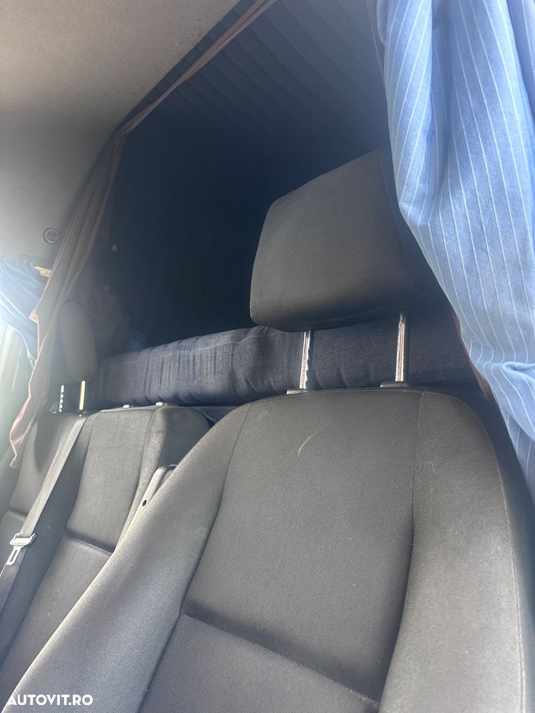 Mercedes-Benz Sprinter - 6