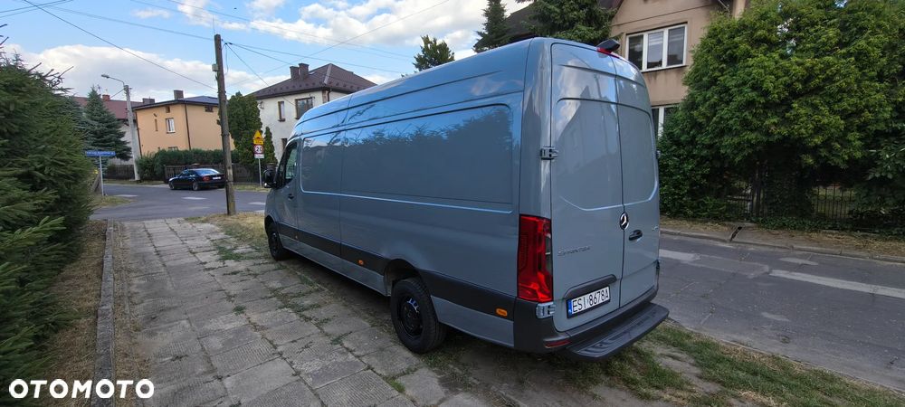 Mercedes-Benz Sprinter - 30