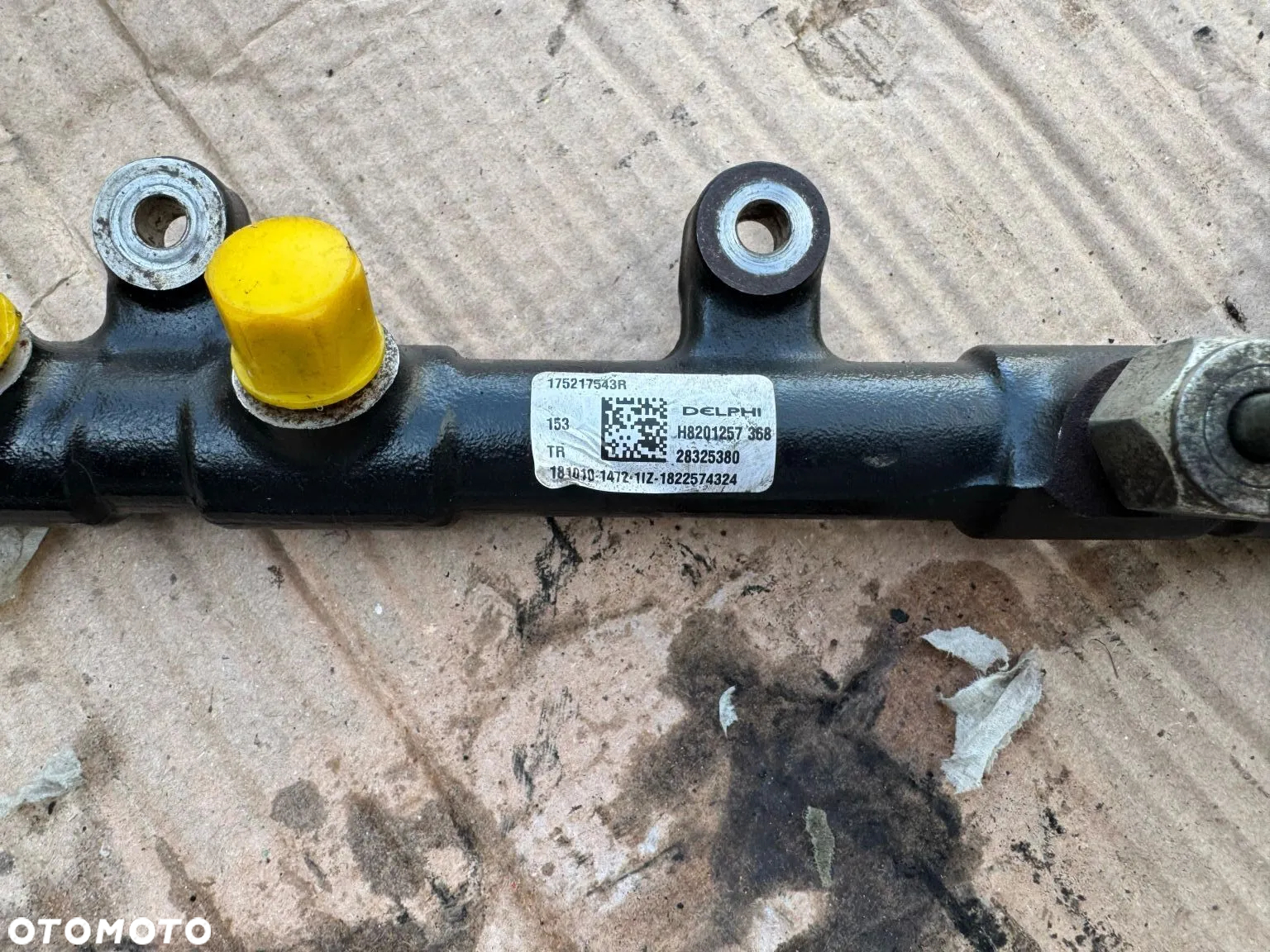 Listwa wtryskowa Renault Master 2.3dci M9T 175217543R - 2