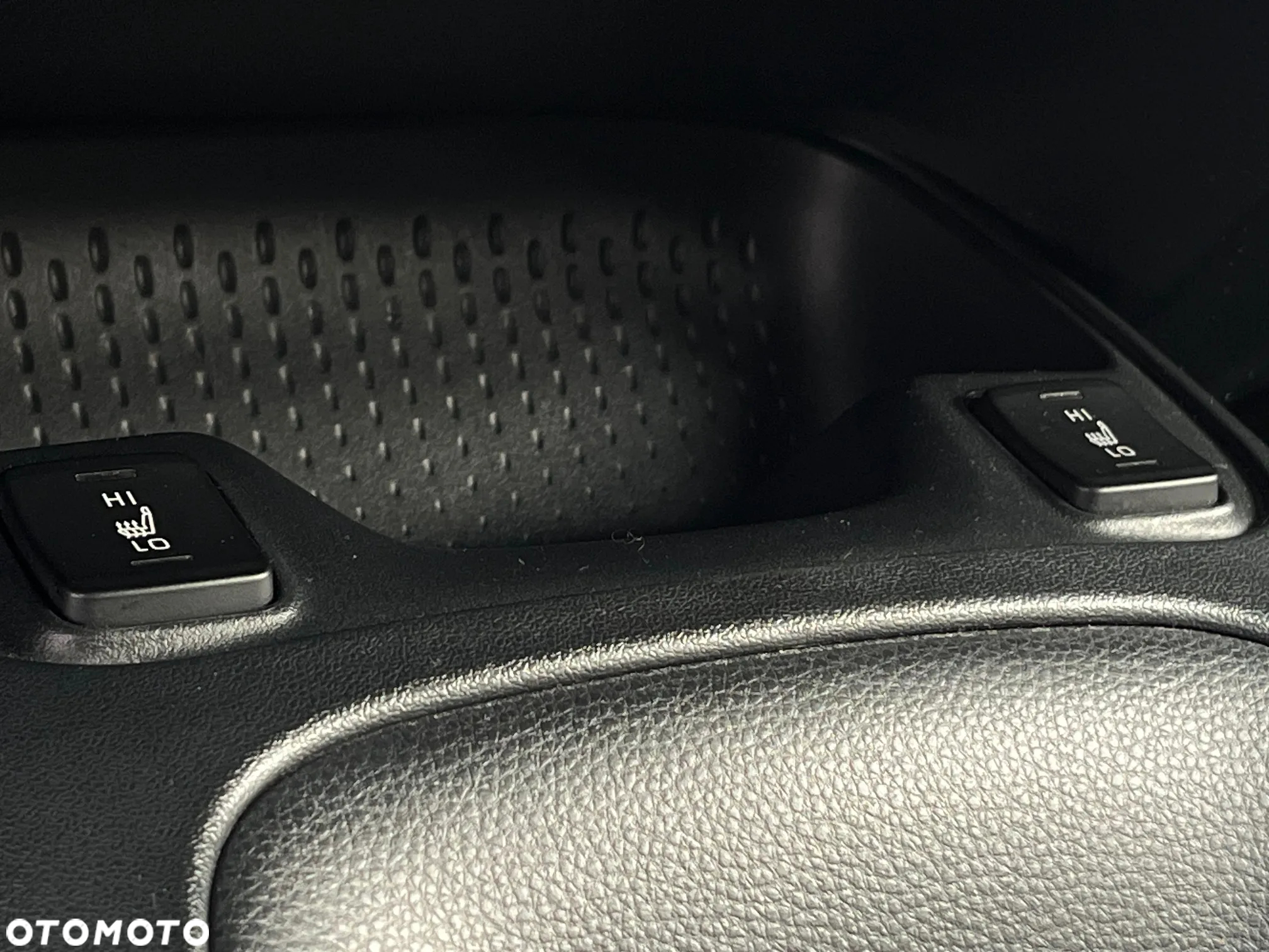 Toyota Corolla 1.8 Hybrid Comfort - 31