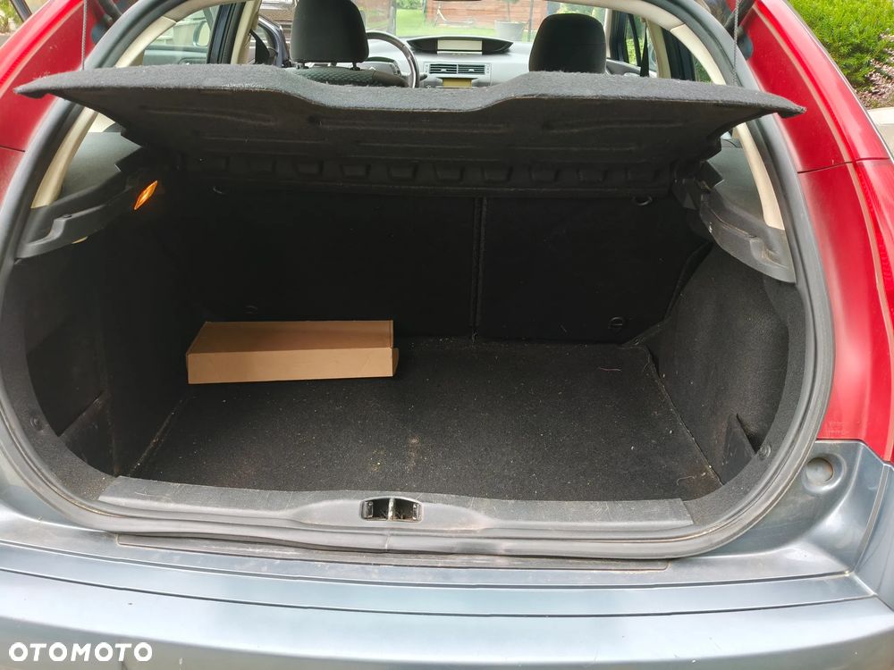 Citroën C4 1.6 16V Impress - 17