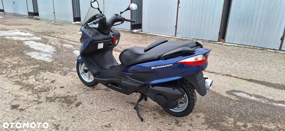 Suzuki Burgman - 4