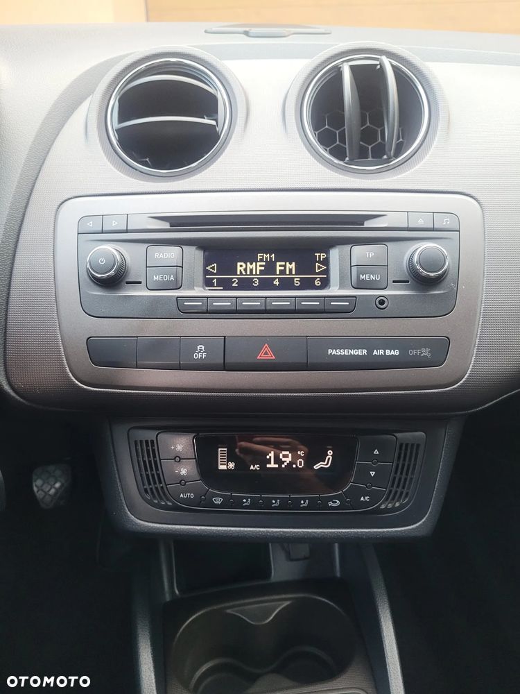 Seat Ibiza 1.4 16V Reference - 12
