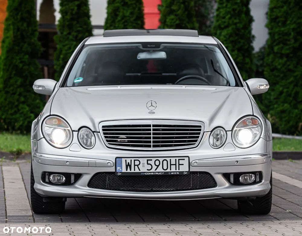 Mercedes-Benz Klasa E 500 T Avantgarde Sport Edition AMG - 12