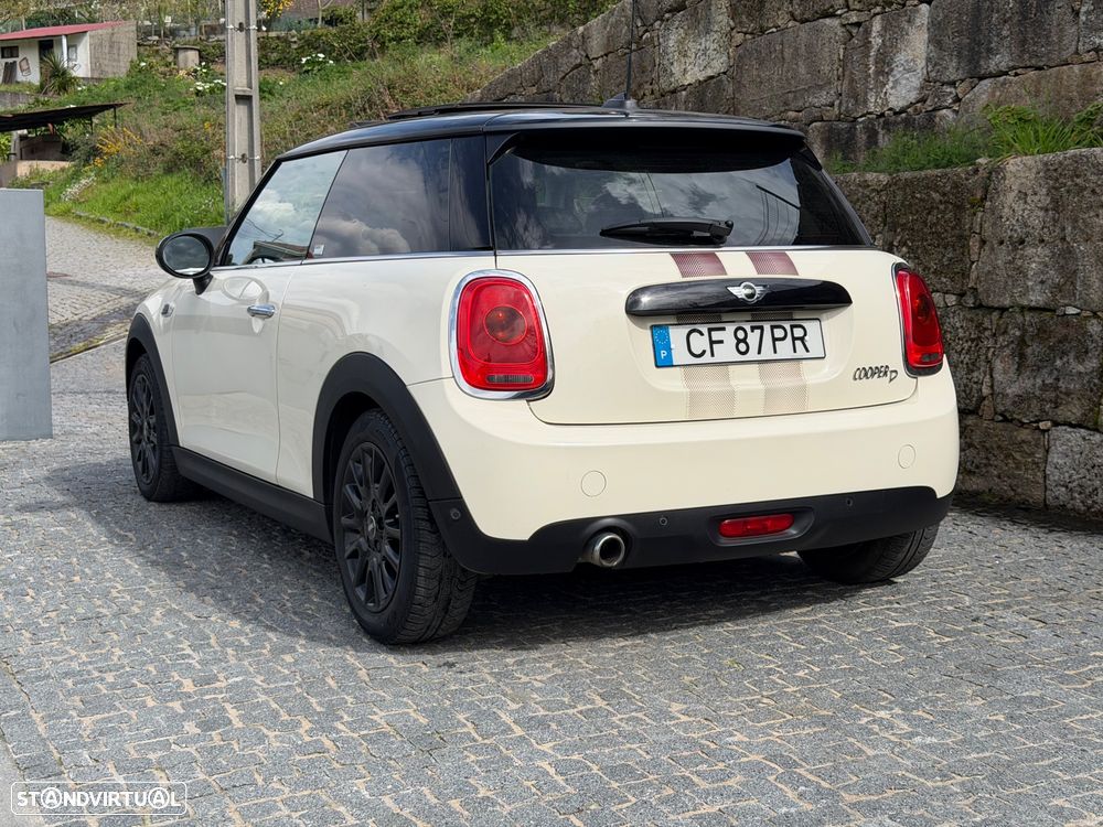 MINI 3 Portas Cooper D Aut. - 3