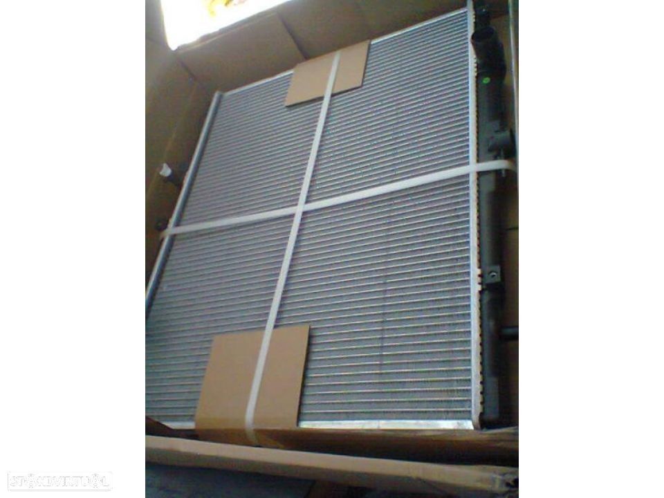 radiador agua mitsubishi L200 2001-2005 (NOVO) - 1
