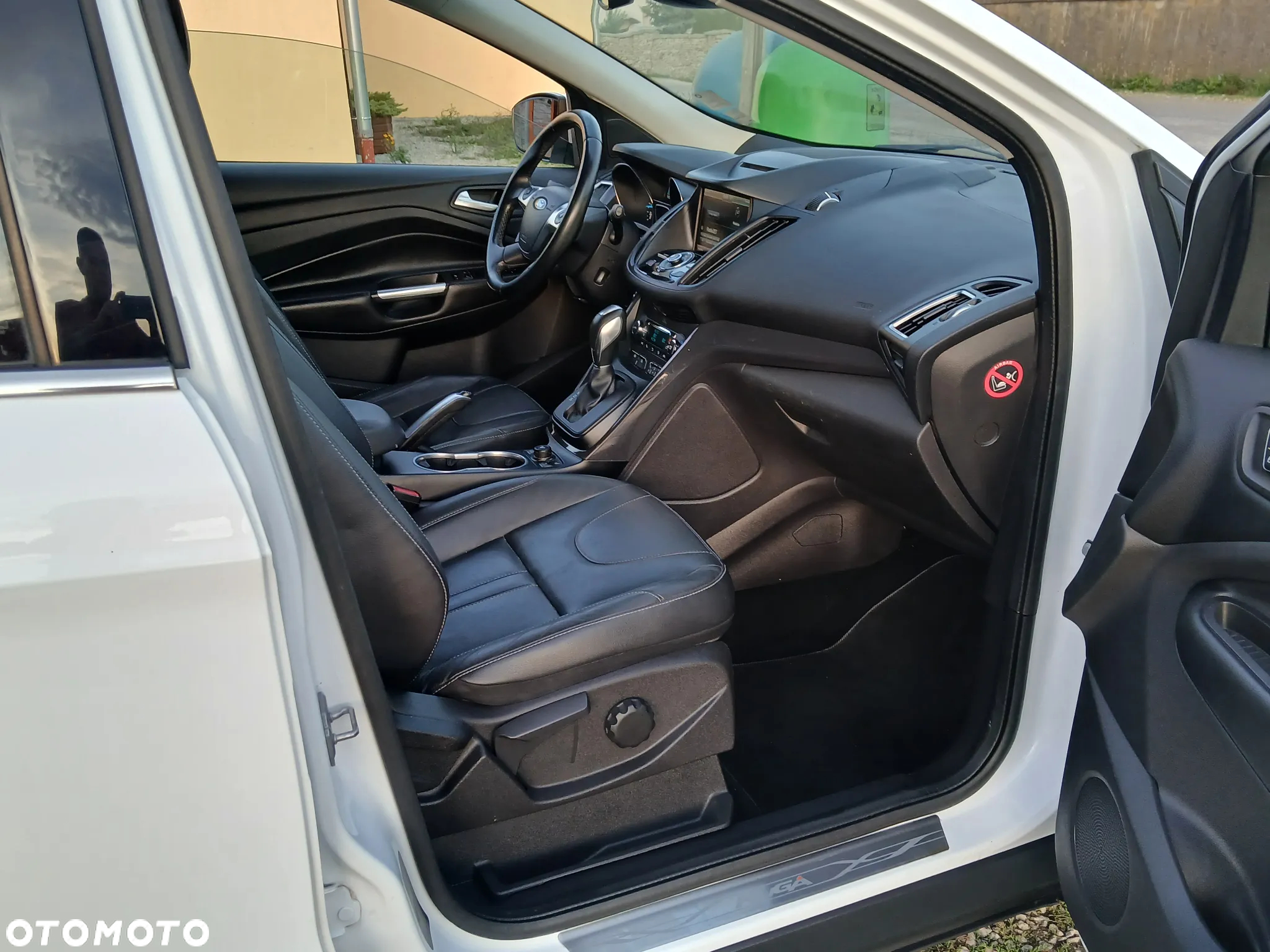 Ford Kuga 2.0 TDCi 4WD Titanium - 22