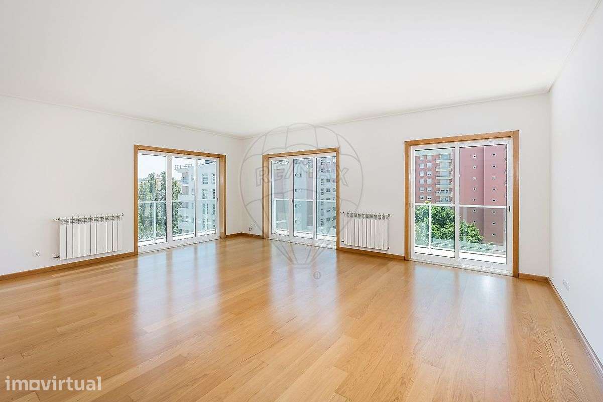 Apartamento T3 para arrendamento - Grande imagem: 2/21