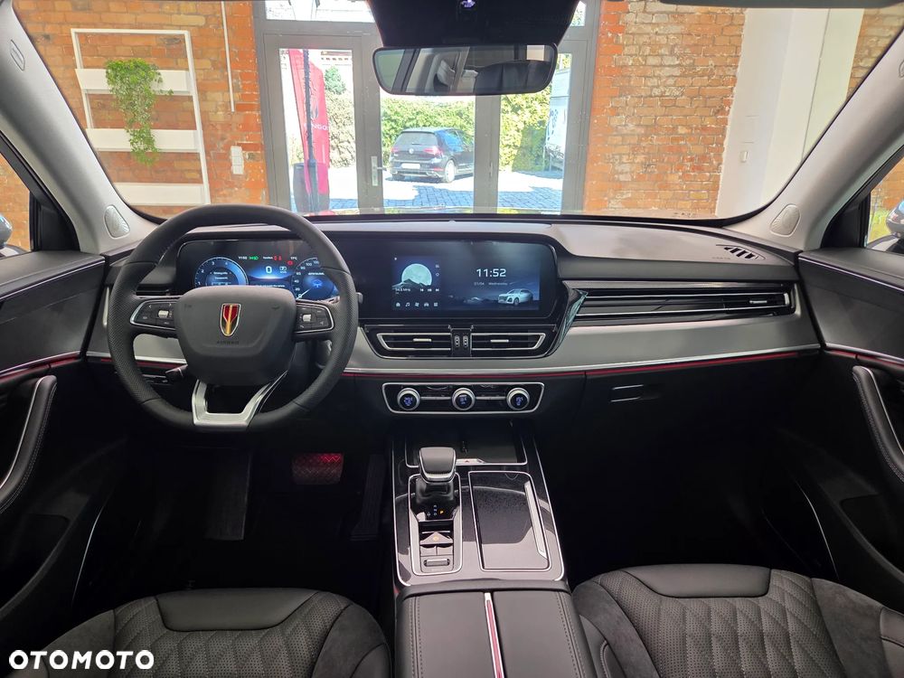 Hongqi HS5 2.0T Executive AWD - 16