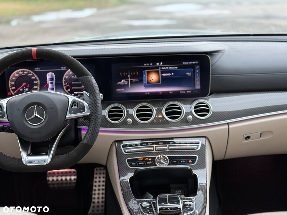 Mercedes-Benz Klasa E AMG 63 S 4Matic AMG Speedshift 9G-MCT Edition 1 - 19