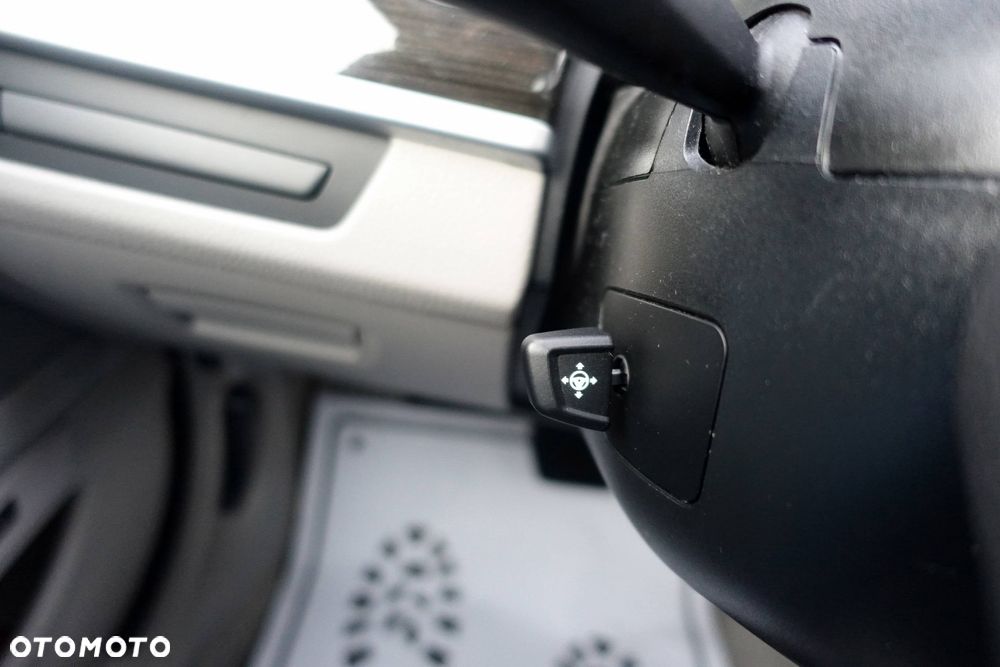 BMW Seria 5 530d xDrive Sport-Aut Modern Line - 32