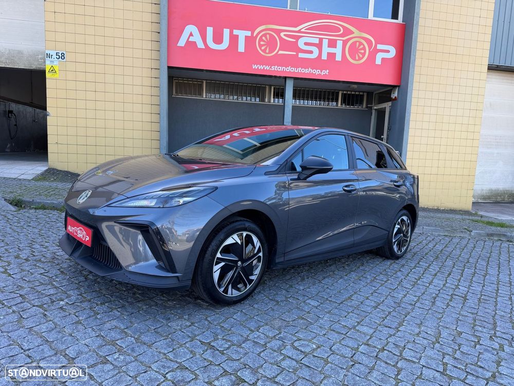 MG MG4 64 kWh Luxury - 10