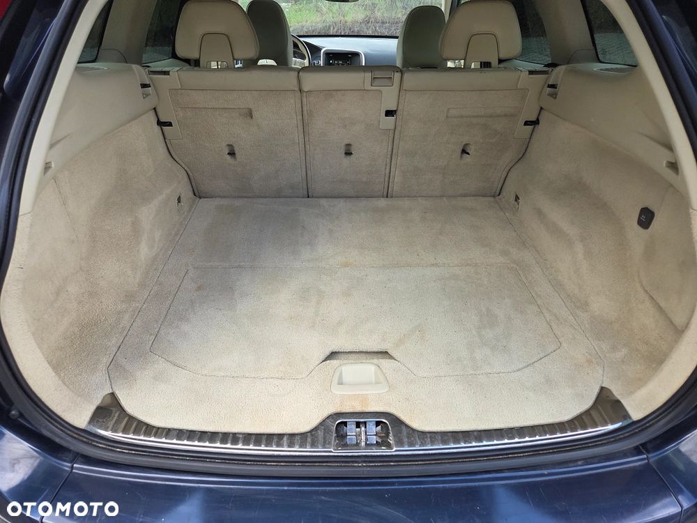 Volvo XC 60 T5 Drive-E Momentum - 16